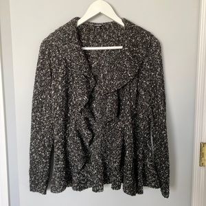 Gray knit flowy sweater